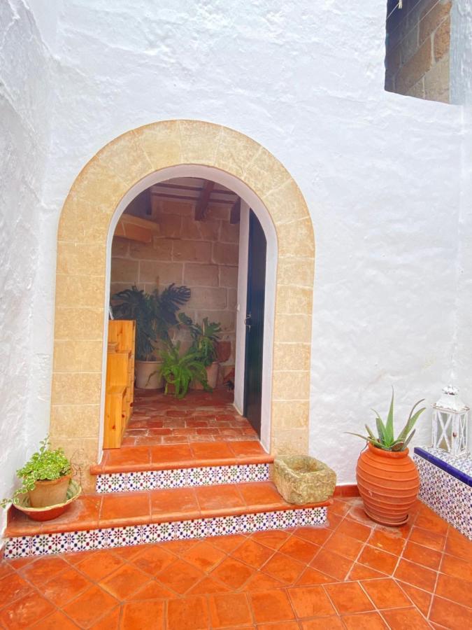 Santa Rosalia Villa Ciutadella  Exteriör bild