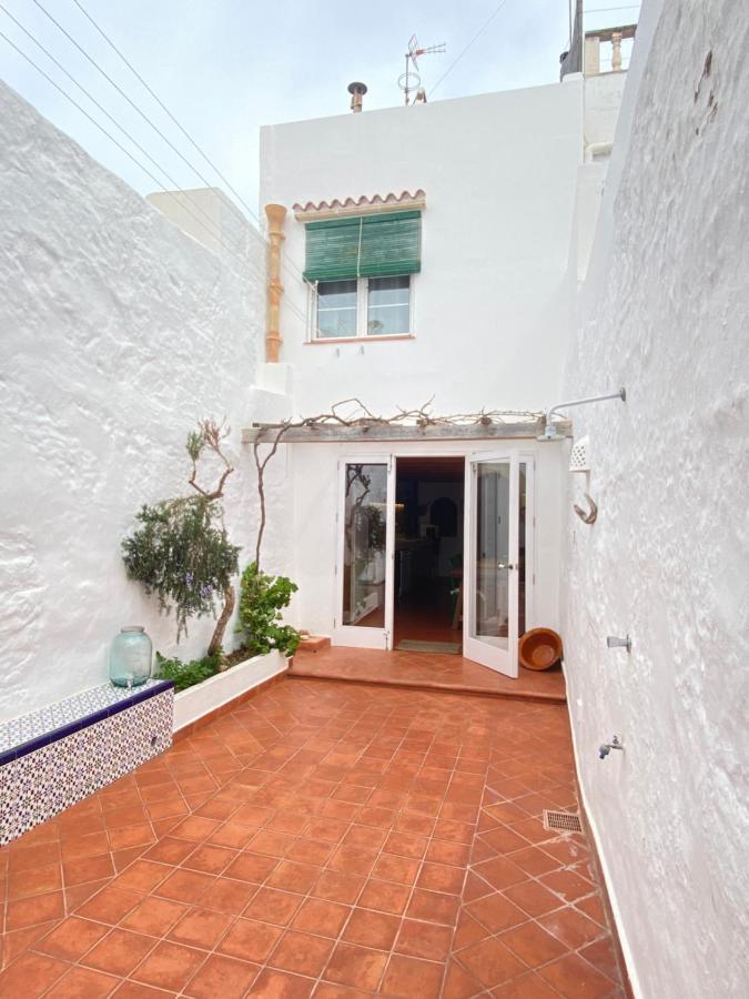 Santa Rosalia Villa Ciutadella  Exteriör bild